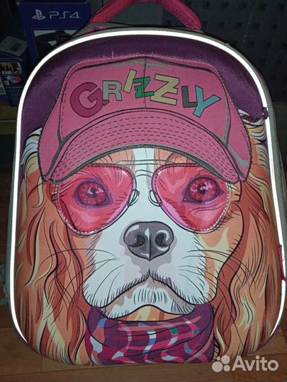 Школьный рюкзак