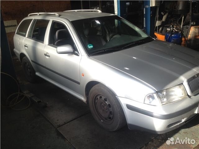 Разбор на запчасти Skoda Octavia Tour