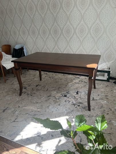 Стол обеденный раздвижной деревянный
