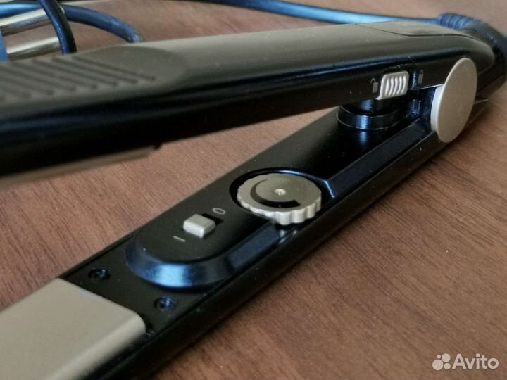 Выпрямитель для волос