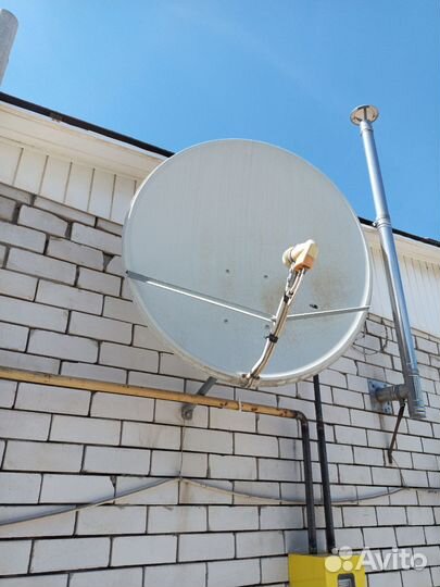 Антенна спутниковая