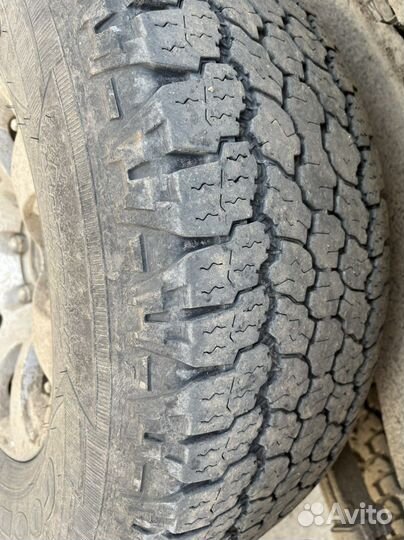 Goodyear Wrangler AT 265/70 R16