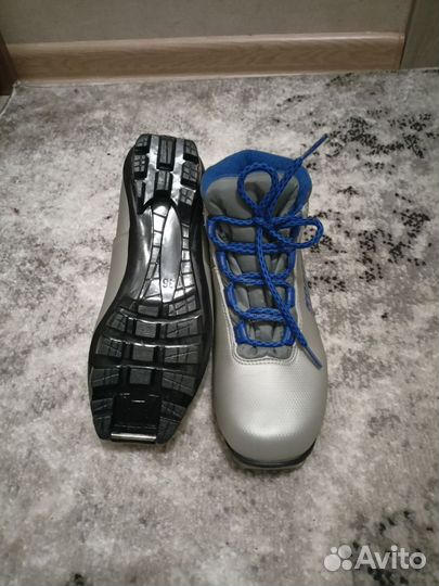 Лыжные ботинки 36 размер