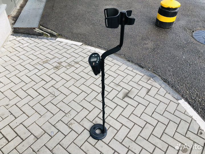 Z.7669 Металлоискатель Discovery 1100