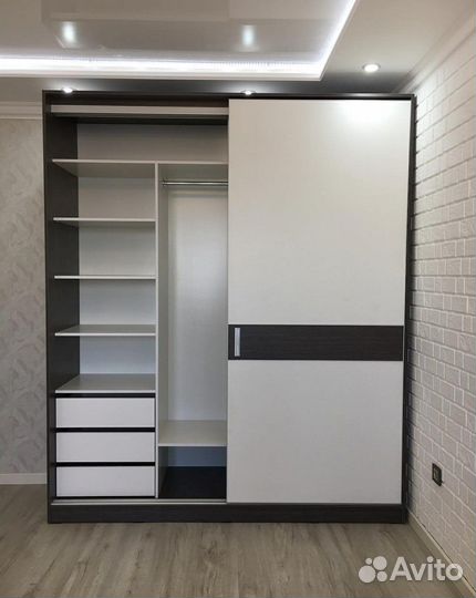 Шкаф в спальню