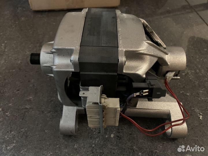 Двигататель стиральной машины Candy 1062