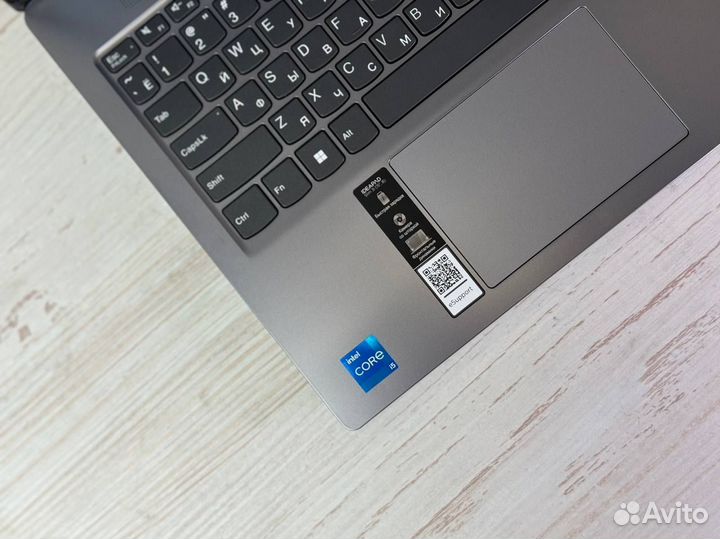 Ноутбук Lenovo Ideapad Slim 3 i5-1335U