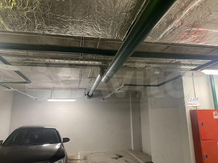 Машиноместо, 14 м²