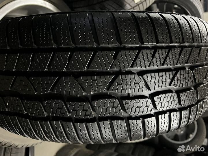 Continental WinterContact TS 850 P 245/40 R20