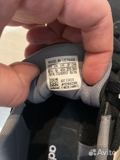 Кроссовки adidas 9,5 US