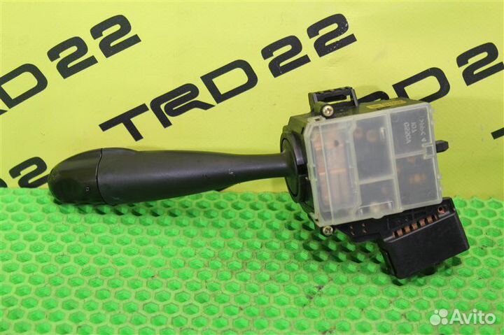 Блок подрулевых переключателей Toyota Vitz SCP10