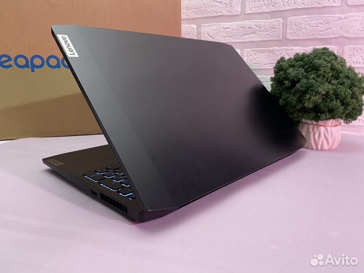 Lenovo ideaPad gaming 3/i5-10300H/GTX 1650Ti
