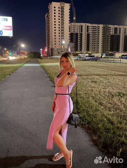 Платье женское с разрезом