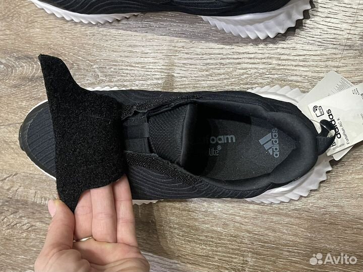 Кроссовки женские adidas 37 размер