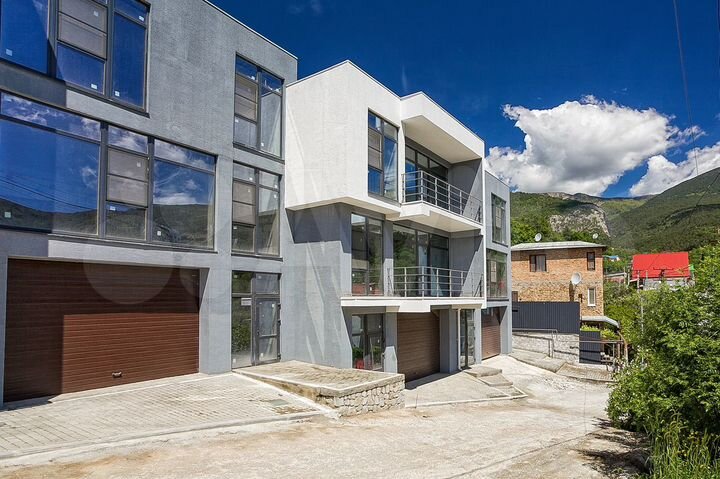 Таунхаус 165 м² на участке 1,5 сот.