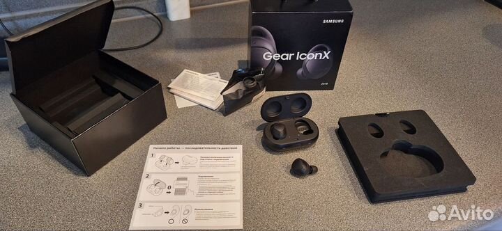 Наушники беспроводные Samsung gear iconx