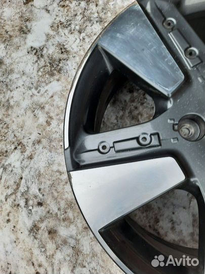 Kia soul 3 диск литой r18