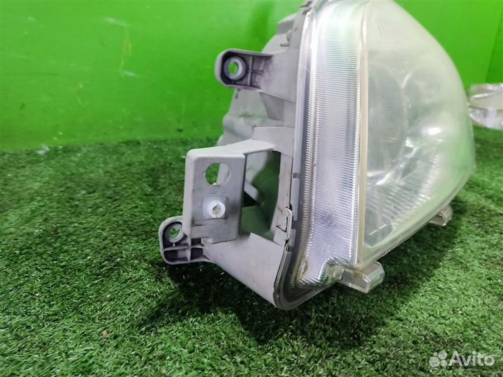 Фара левая Daihatsu Terios 2009