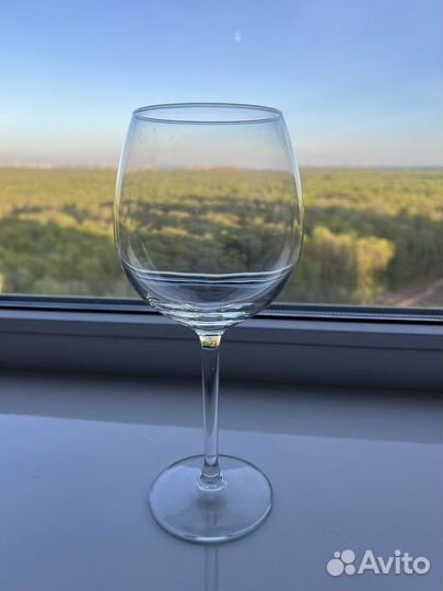 Бокалы и фужеры