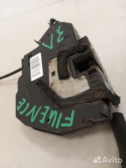 Замок боковой двери задний левый Renault Fluence