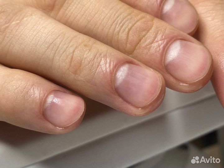 Маникюр педикюр