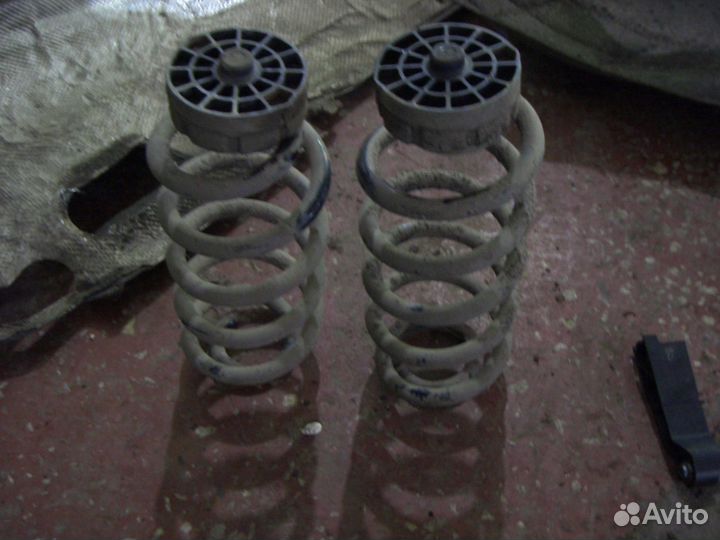 Пружины задние Ауди А6 С6 от 2004 г