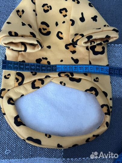 Одежда для маленьких собак и кошек