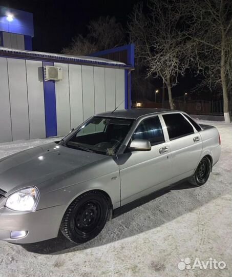 Передний крыло на LADA priora