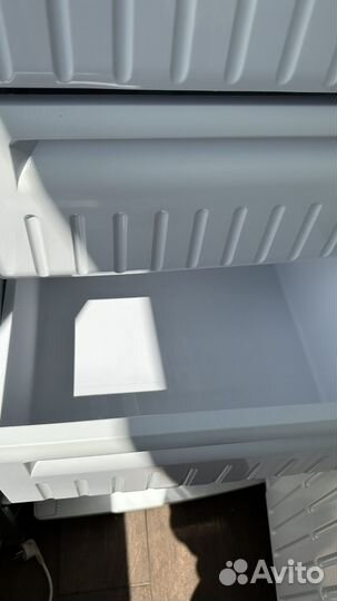 Морозильная камера indesit SFR 167