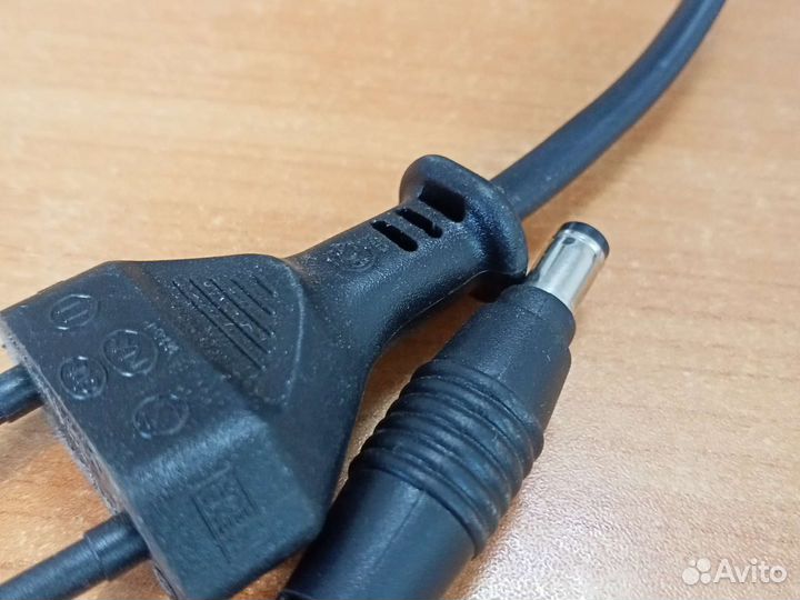 Блок питания для ноутбука hp