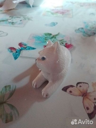 Винтажная статуэтка кошечка