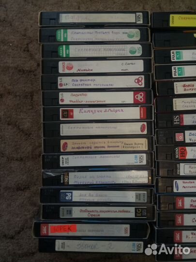 Видеокассеты с записями