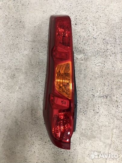 Фонарь лев. зад. Nissan X-Trail