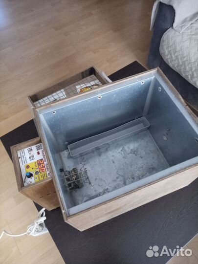 Инкубатор для яиц автоматический Блиц 48*7