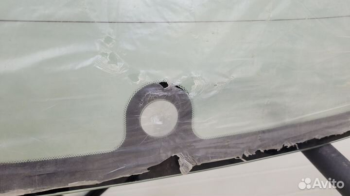 Заднее стекло Subaru Legacy 93-98 седан