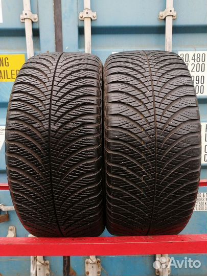 Goodyear Vector 4Seasons Gen-2 225/50 R17 98V