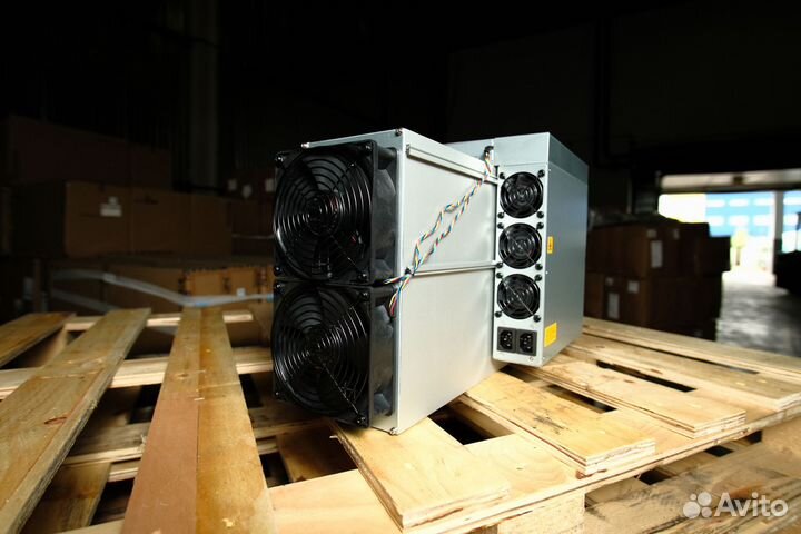 Майнер Antminer E9 Pro 3680M в наличии
