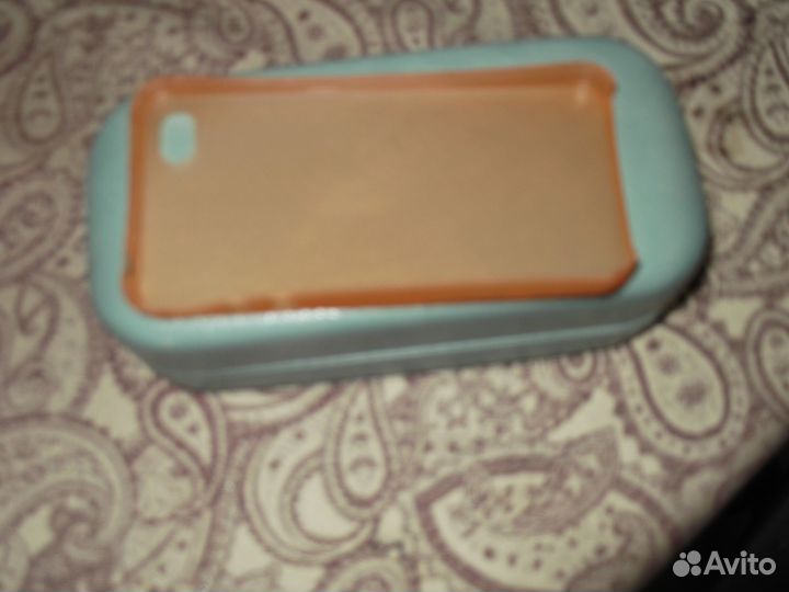Продаю новый чехол для iPhone 4 / 4s