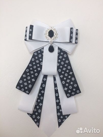 Галстук и резинки в школу луивитон