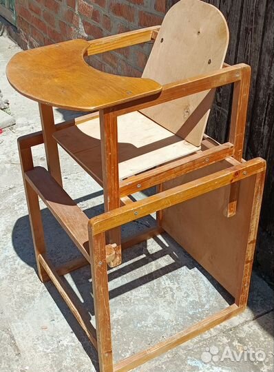 Стульчик для кормления