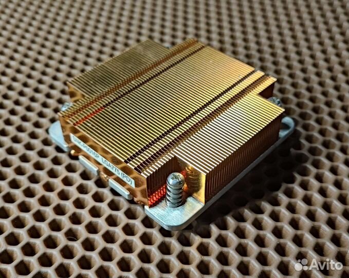 Медный радиатор 775 сокет с бэкплейтом