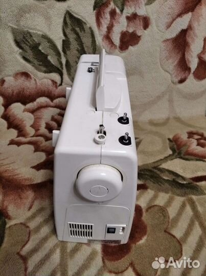 Швейная машина elna 2100