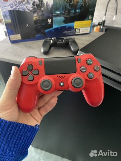 Sony Playstation 4 Pro 1Tb много игр и 2 геймпада