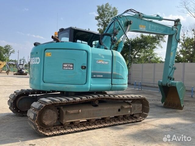 Гусеничный экскаватор Kobelco SK135SR, 2015