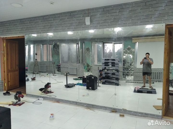 Зеркала в танцевальные и тренажерные залы