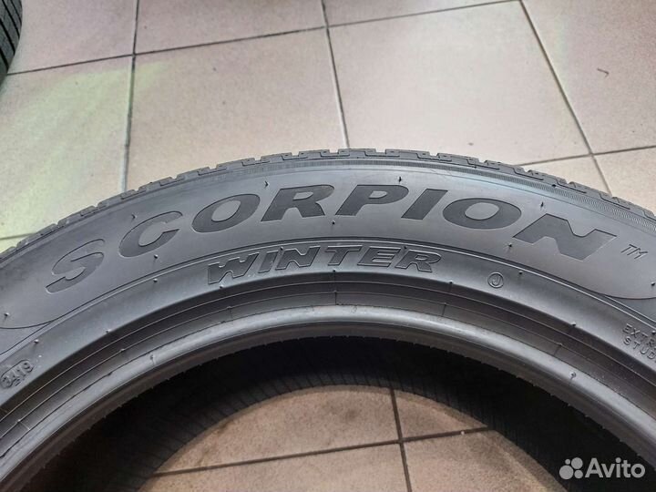 Pirelli Scorpion Winter 255/55 R19 111V