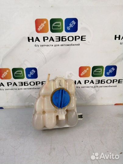 Бачок расширительный Volkswagen Touareg 7P5 cmta