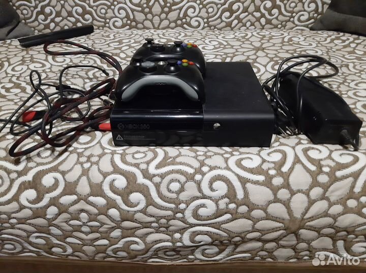 Xbox 360E 250Gb FreeBoot