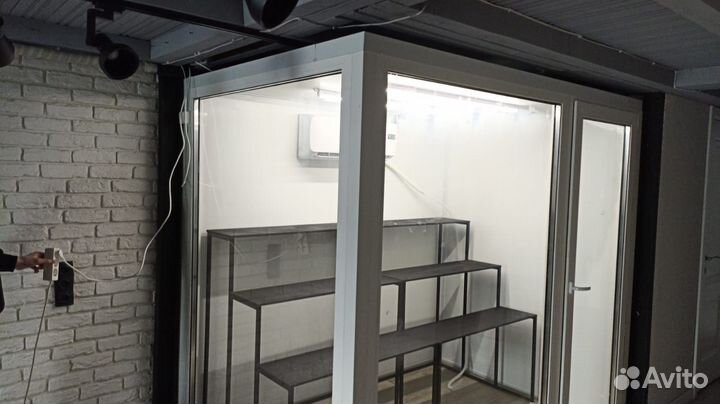 Холодильная камера для цветов