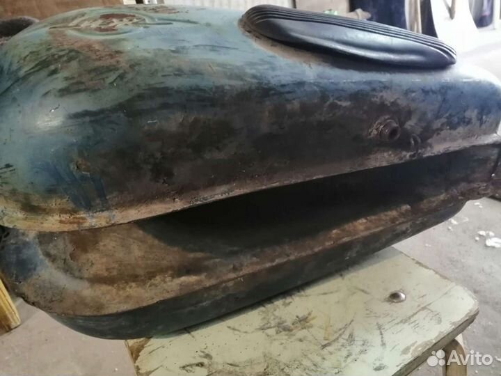 Бензобак от иж 49